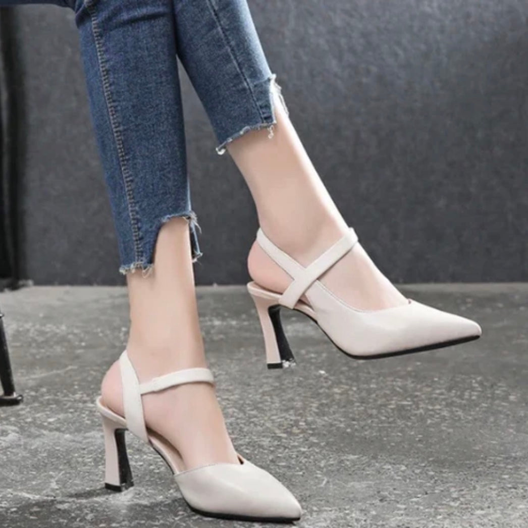 Scarpin Ortopédico - Diga adeus à dor nos pés sem abrir mão da elegância! 👠 Só hoje de R$99.90 por R$67.90 com Frete Grátis!