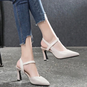 Scarpin Ortopédico - Diga adeus à dor nos pés sem abrir mão da elegância! 👠 Só hoje de R$99.90 por R$67.90 com Frete Grátis!